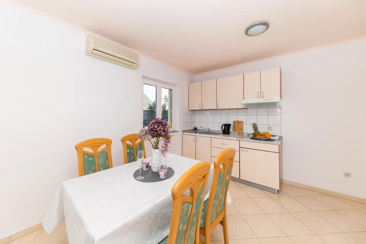 Apartments Seaside Bibinje Exterior photo