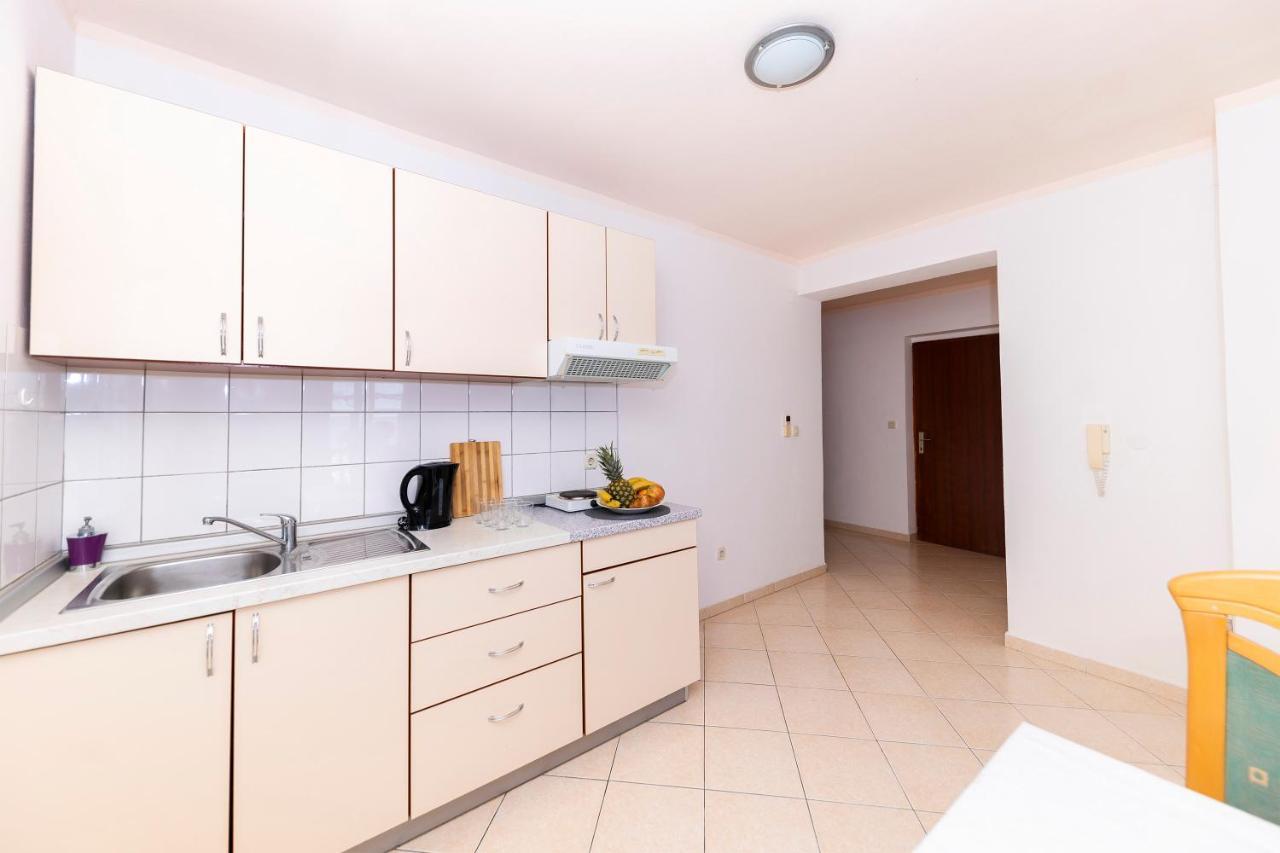 Apartments Seaside Bibinje Exterior photo